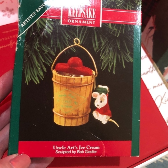 HALLMARK Keepsake Uncle Art's Ice Cream Ornament Vintage 1992 - Picture 4 of 9